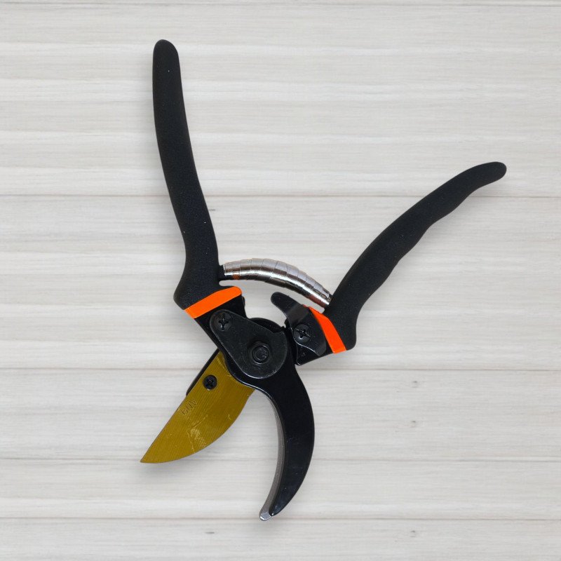 Секатор садовий YI KUN SK-5, довжина 21,5см