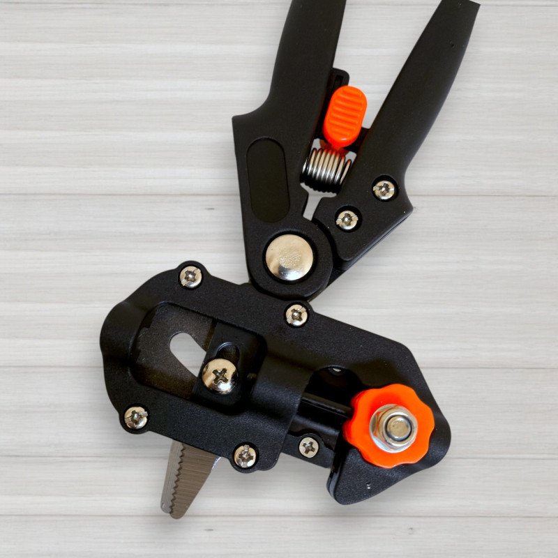 Секатор для щеплення рослин зі стрічкою, довжина 22см