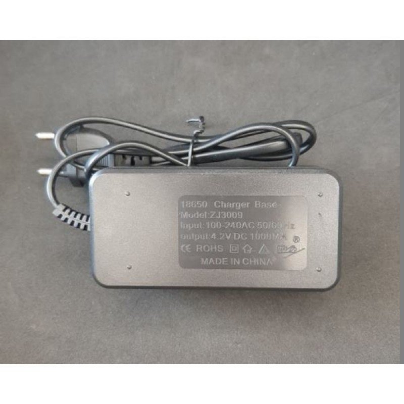 Зарядний пристрій для акумуляторів 18650 на 2 слоти